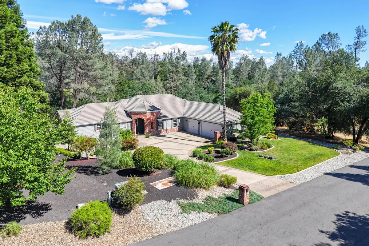 13477 Tierra Heights Road, Redding, CA 96003 - #1