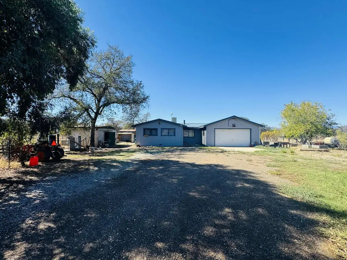 11708 Homestead Lane, Redding, CA 96003 - Image #1