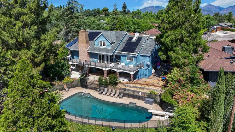 3330 Scenic Drive, Redding, CA 96001 - Image #2