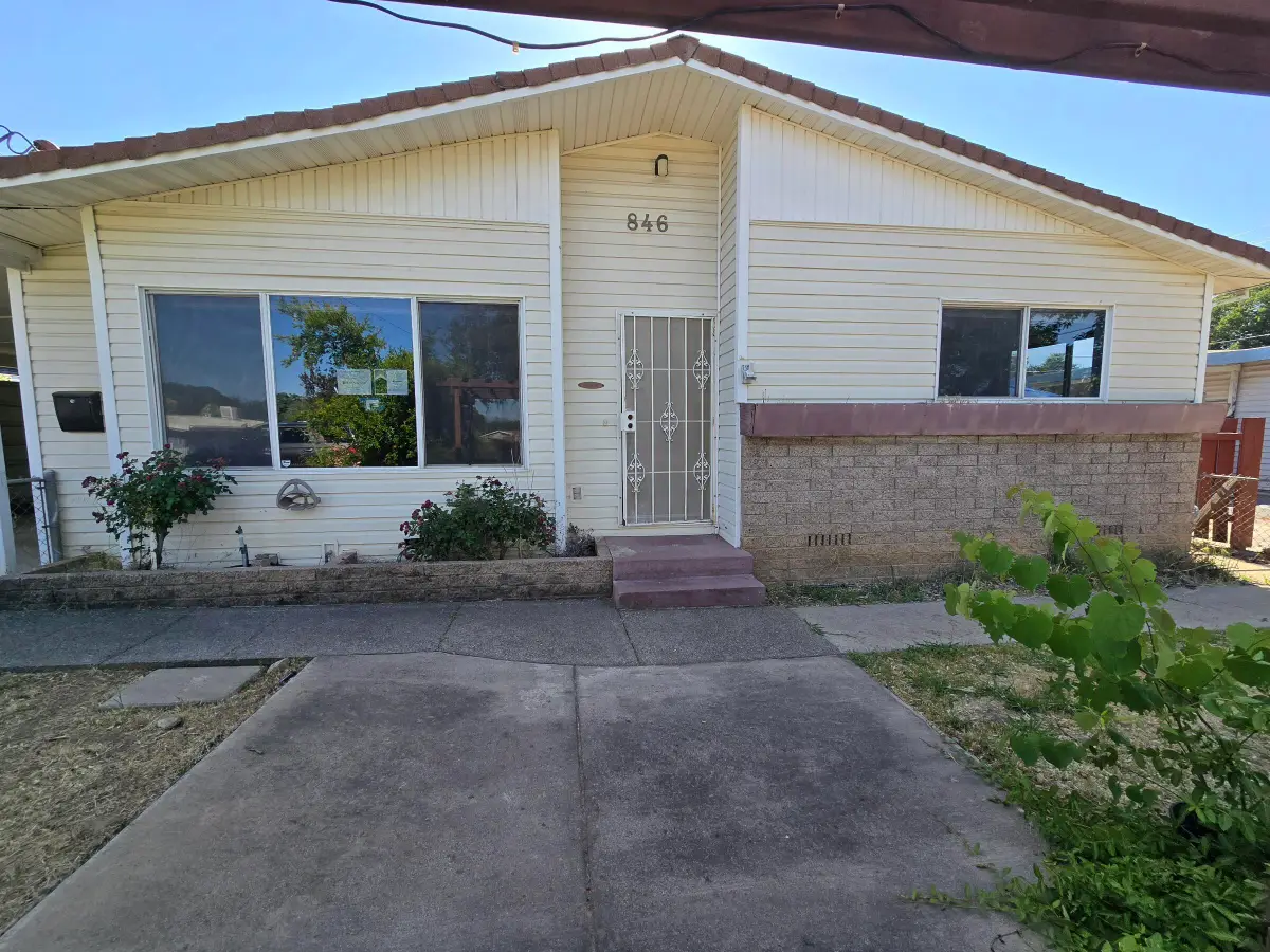 846 Ridge Road, Redding, CA 96003 - Image #1