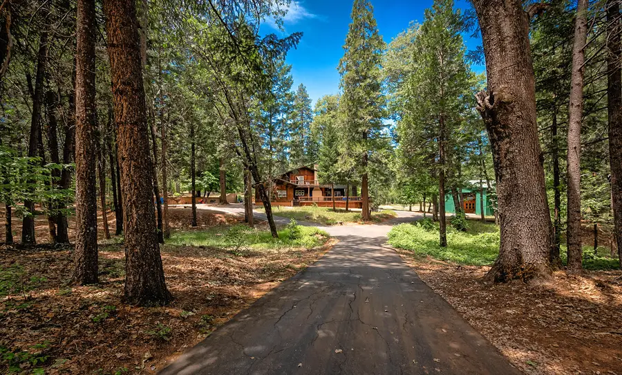 29230 Fenders Ferry Road, Round Mountain, CA 96084 - Image #3