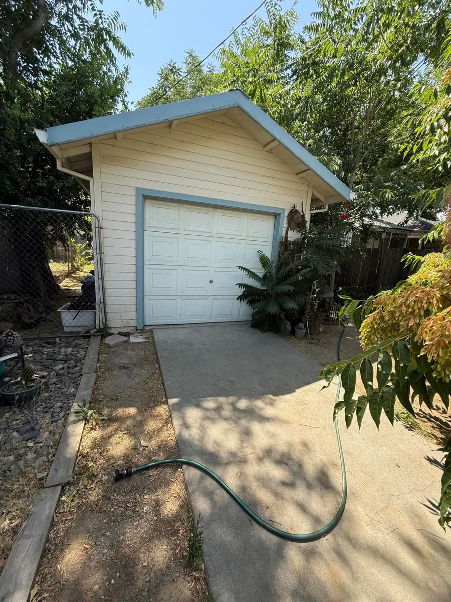 728 Lincoln Street, Red Bluff, CA 96080 - Image #2
