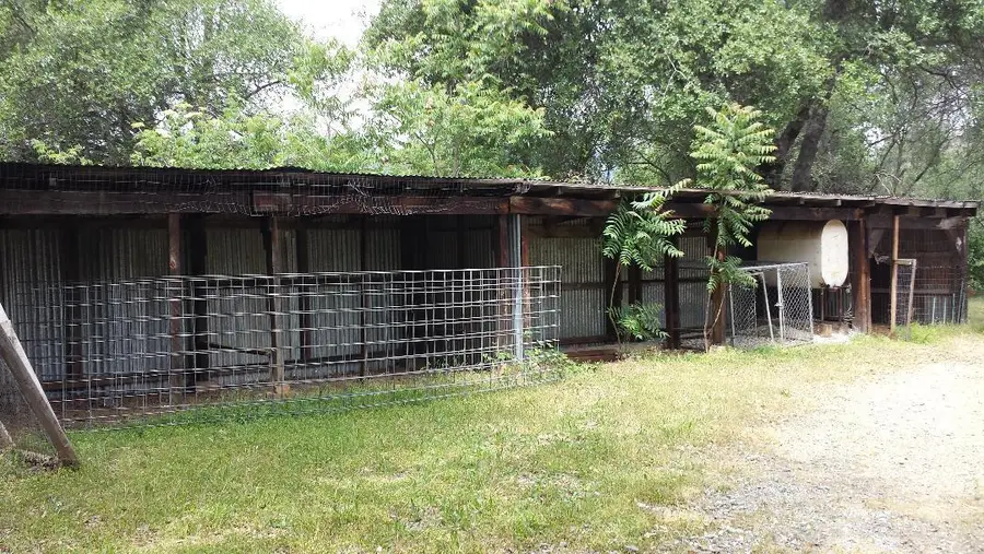 16925 Walker Mine Road, Redding, CA 96003 - Image #2