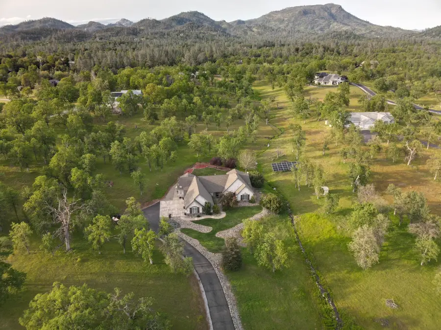 20700 Bernard Way, Redding, CA 96003 - #2