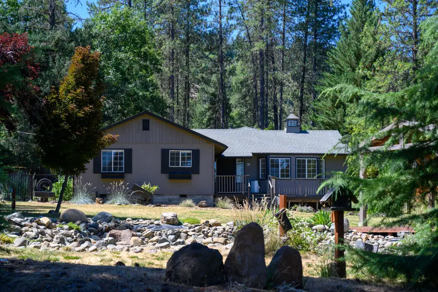 290 Mountain View Drive, Lewiston, CA 96052 - Image #3