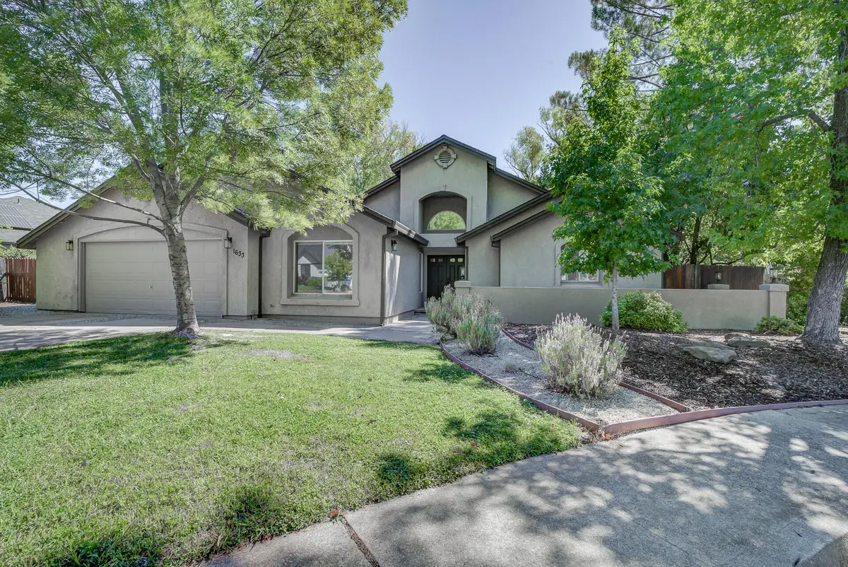 1633 Wee Burn Court, Redding, CA 96003 - Image #1