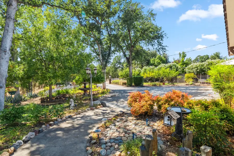 14480 Warren Avenue, Red Bluff, CA 96080 - Image #3