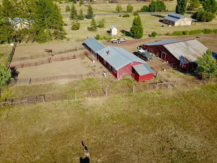 25965 Cir Bell Road, Fall River Mills, CA 96028 - Image #2