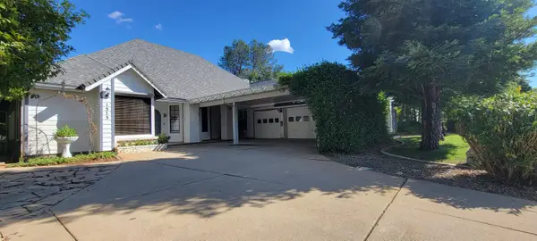 1575 St Andrews Drive, Redding, CA 96003