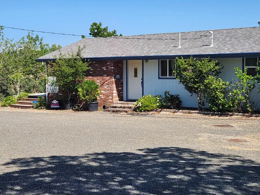 24327 Bascom Road, Millville, CA 96062 - Image #2