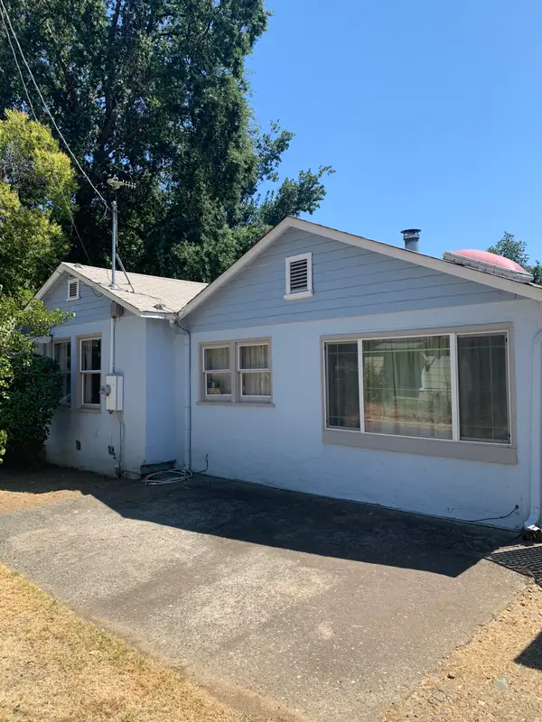 751 Leland Court, Redding, CA 96001