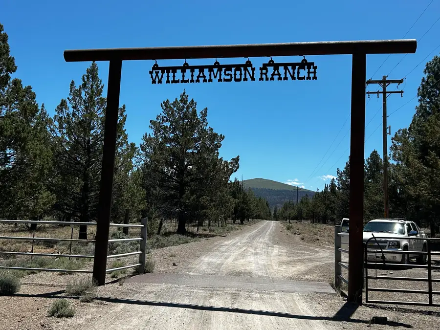 18801 Leavers Lane, Macdoel, CA 96058 - Image #3