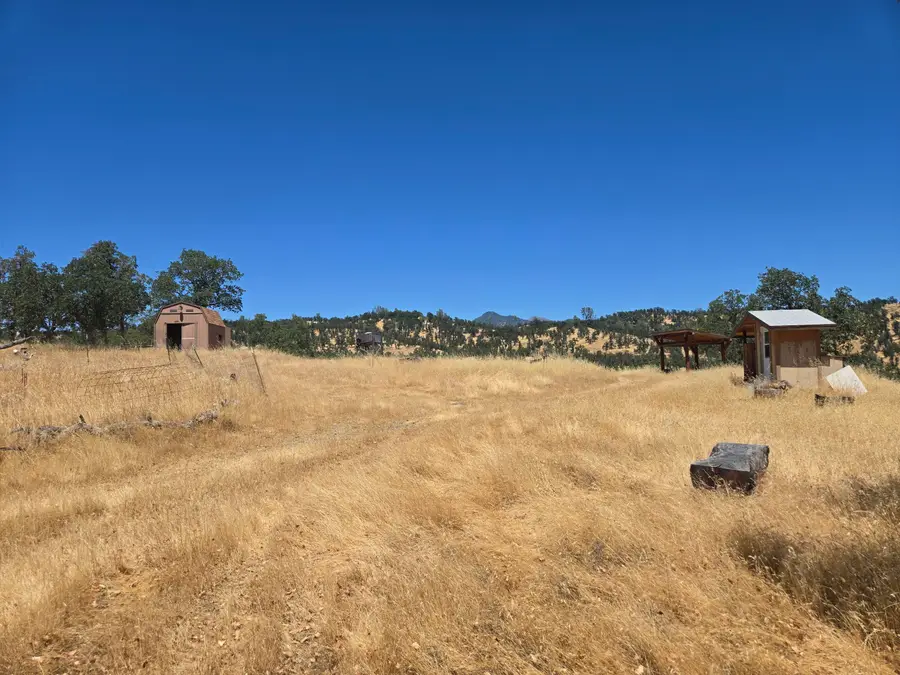 128 Tar Bully Road, Igo, CA 96047 - Image #2