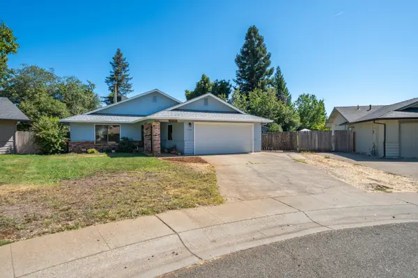 3425 Silverwood Street, Redding, CA 96002