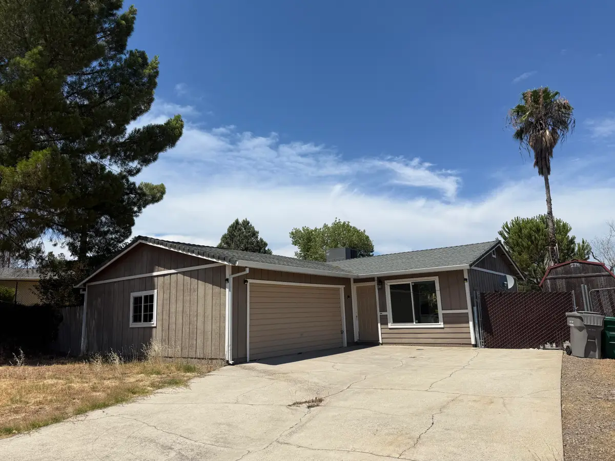 1062 Moss Creek Road, Redding, CA 96003 - Image #1