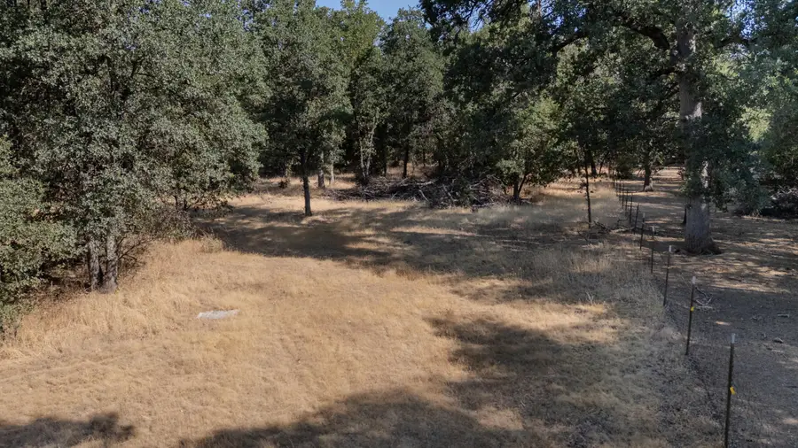 Derrick Lane, Cottonwood, CA 96022 - Image #2