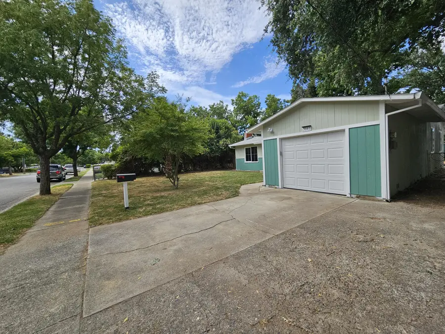 3081 Sharon Avenue, Anderson, CA 96007 - Image #3
