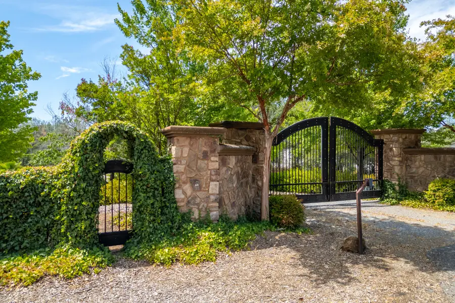 7891 Placer Road, Redding, CA 96001 - Image #2