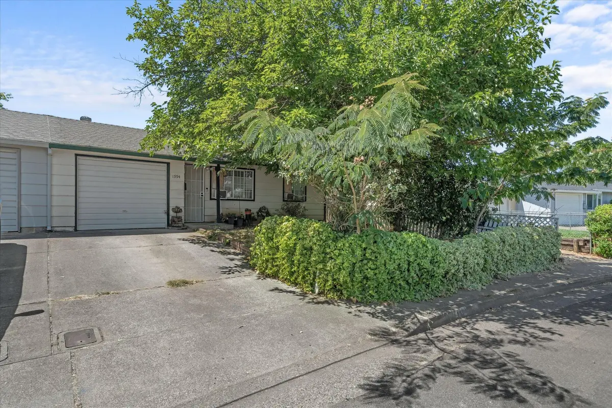 1994 Spruce Circle, Anderson, CA 96007 - Image #1