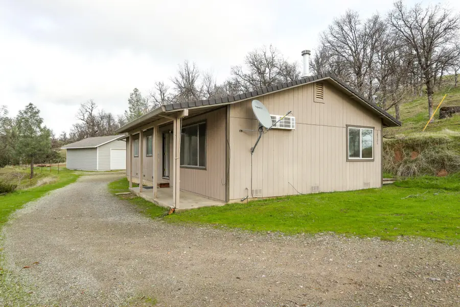 18725 Wilderness Trail, Cottonwood, CA 96022 - Image #2