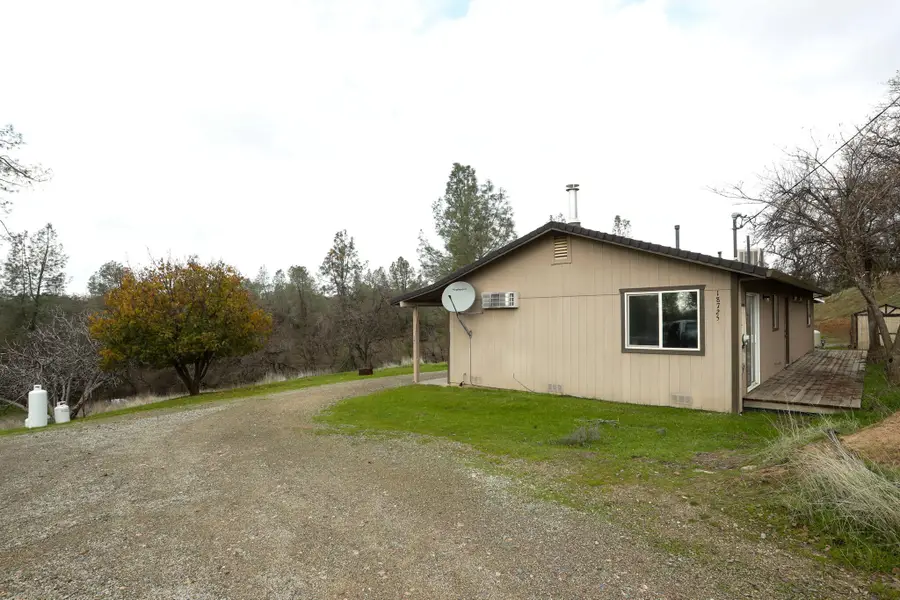 18725 Wilderness Trail, Cottonwood, CA 96022 - Image #3