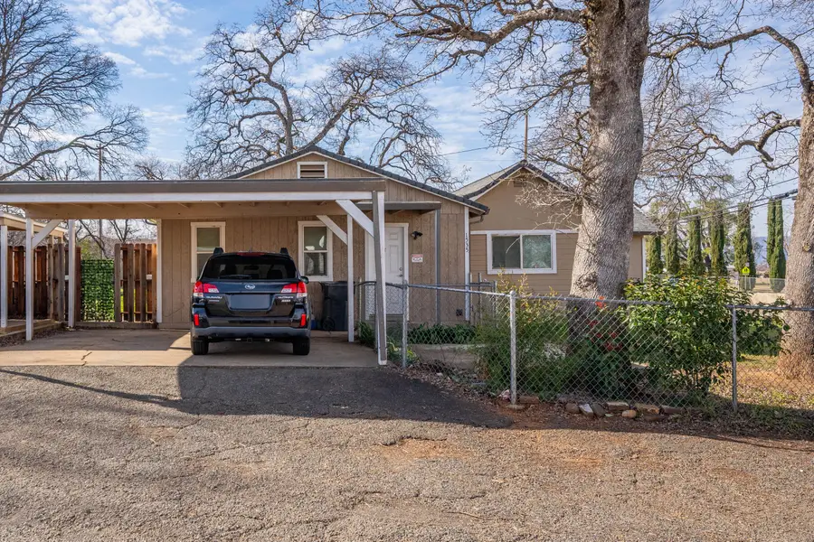 1535 E Cypress Avenue, Redding, CA 96002 - Image #2