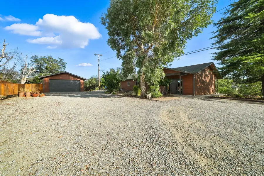 3821 Pebble Drive, Redding, CA 96001 - #2