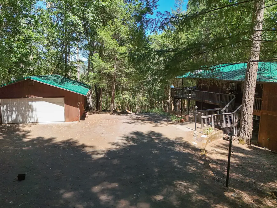 500 Timber Ridge Road, Weaverville, CA 96093 - Image #3