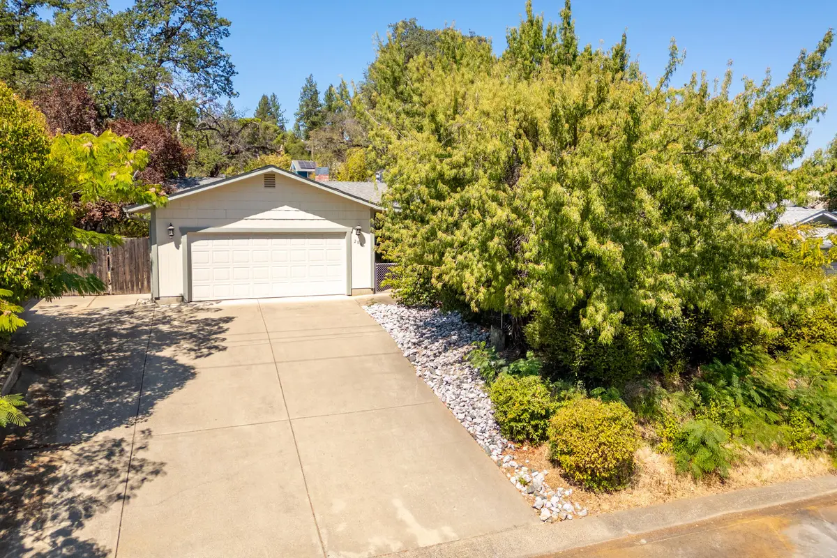 2866 Smith Avenue, Shasta Lake, CA 96019 - Image #1