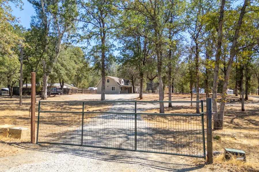 13911 Blue Ridge Drive, Redding, CA 96003 - #2