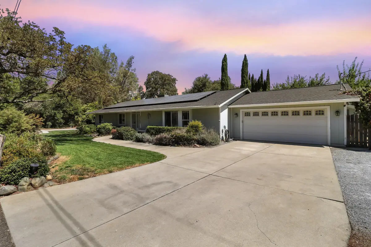 20250 River Valley Drive, Anderson, CA 96007 - Image #1