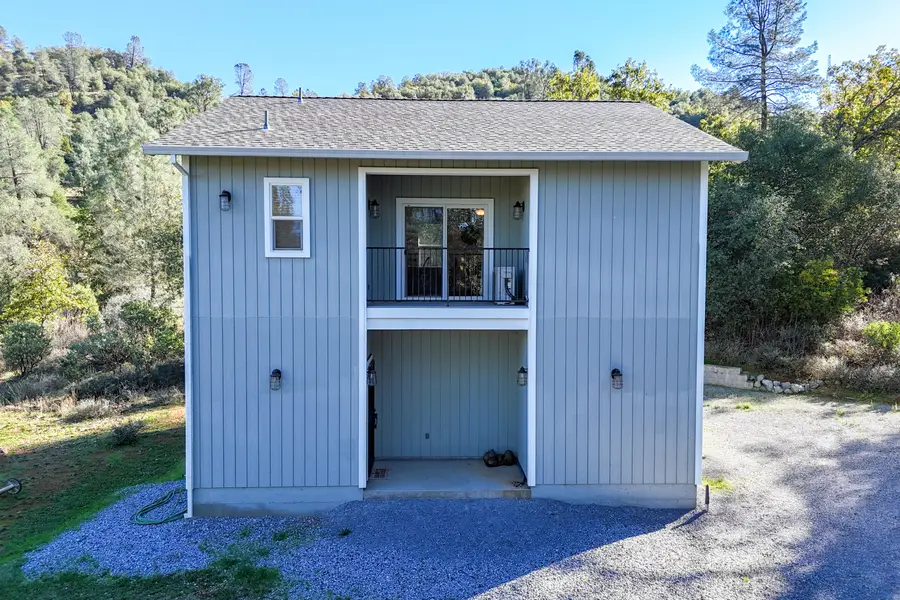 19404 Peppernut Drive, Redding, CA 96003 - Image #2