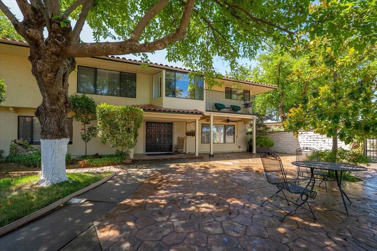 5521 Churn Crk Road, Redding, CA 96002 - Image #1