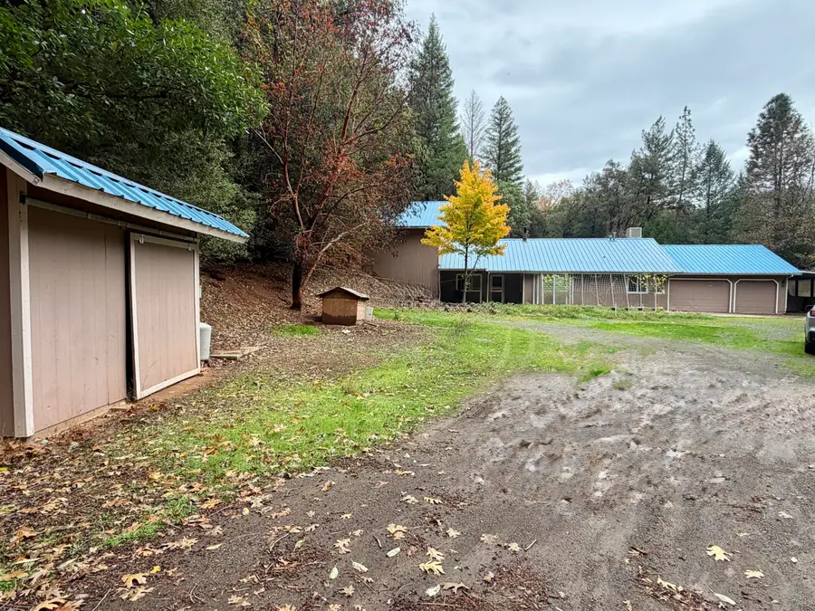 27367 Mineral Way, Bella Vista, CA 96008 - Image #3