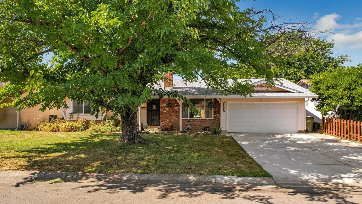 2048 Wilder Drive, Redding, CA 96001 - Image #1
