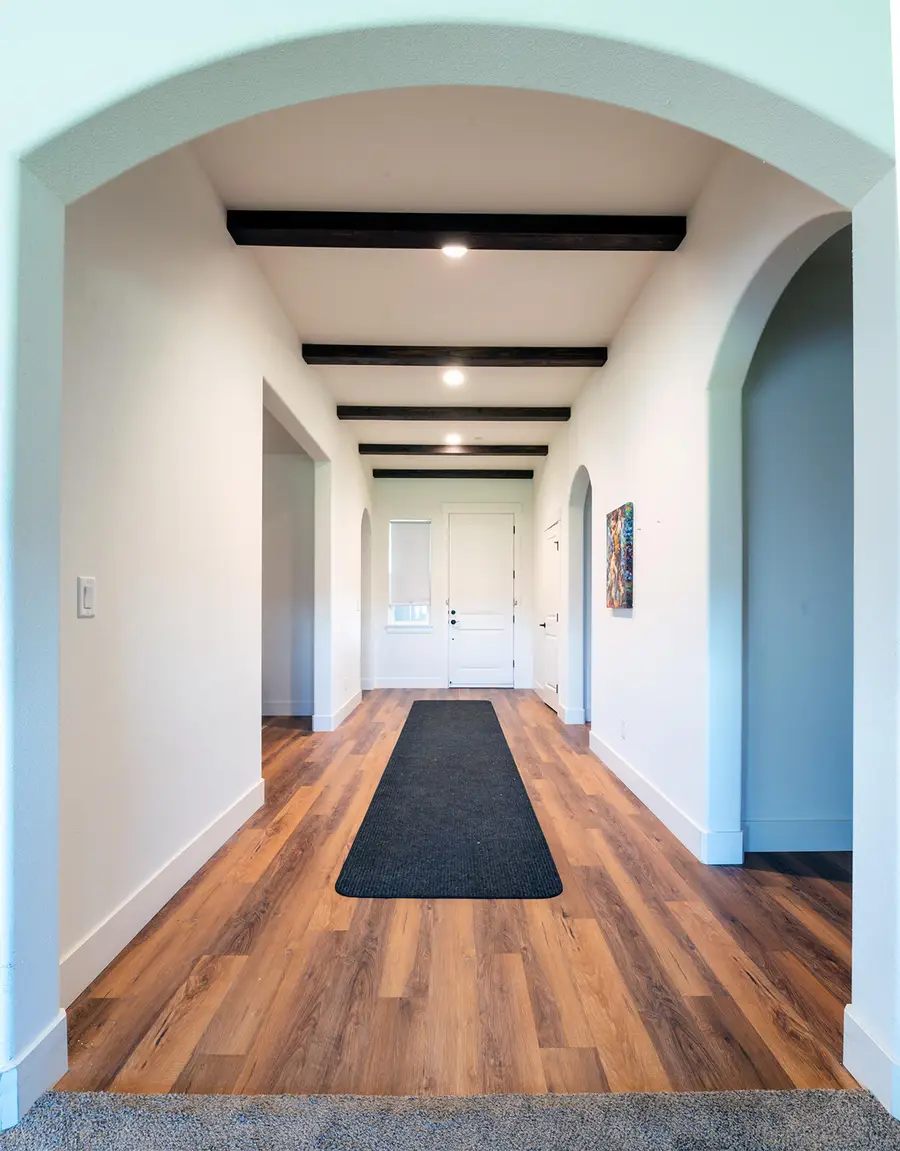 4635 Pleasant Hills Drive, Anderson, CA 96007 - Image #3