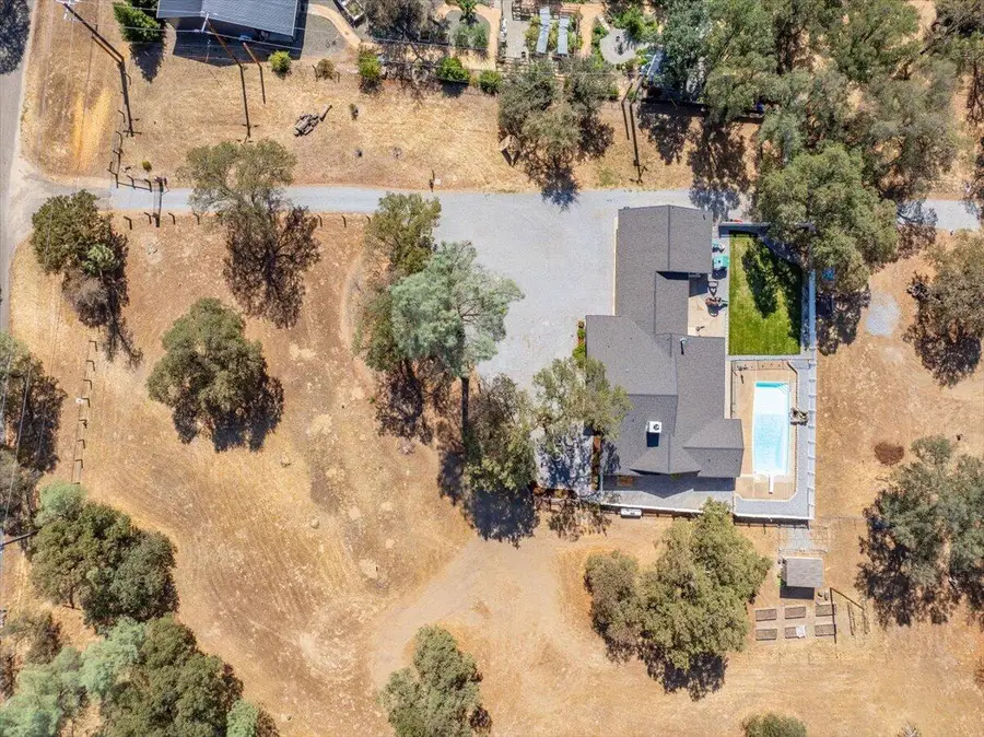 10370 Daystar Way, Palo Cedro, CA 96073 - Image #3