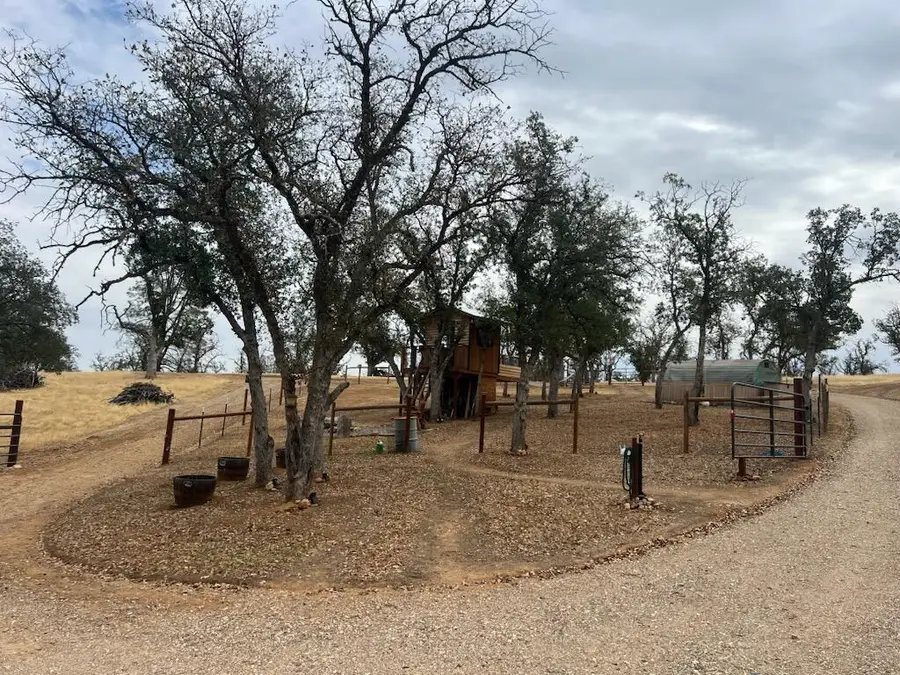 000 Cool Springs Court, Red Bluff, CA 96080 - Image #2