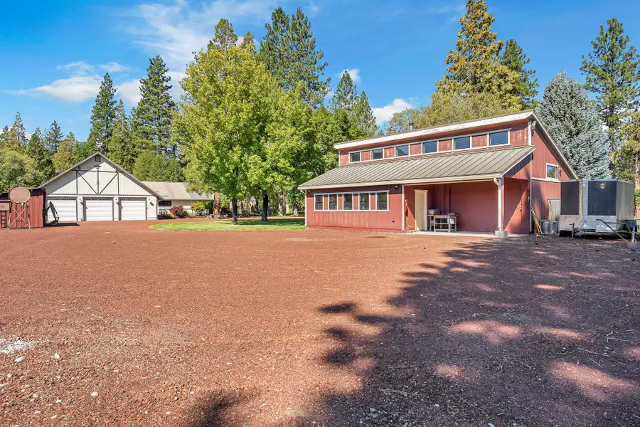 42048 Wilcox Road, Hat Creek, CA 96040 - Image #3