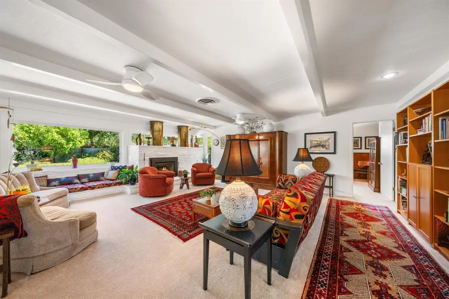 925 Hallmark Drive, Redding, CA 96001 - Image #3