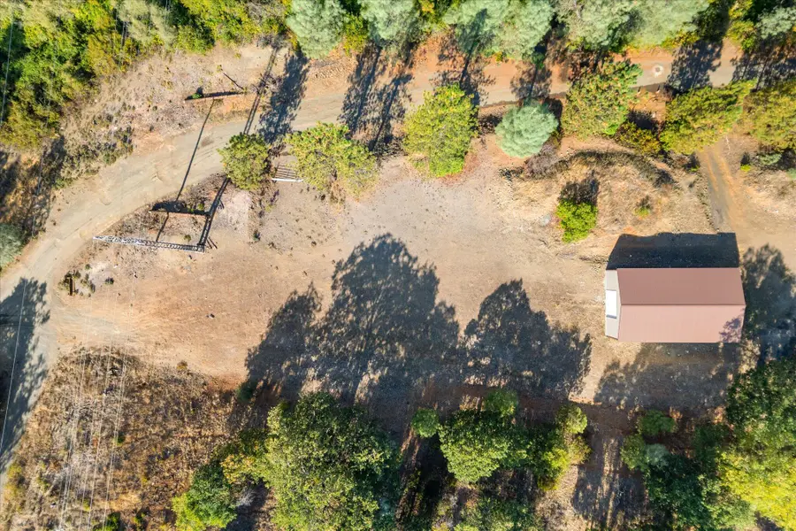 221 Davis Drive, Weaverville, CA 96093 - Image #3