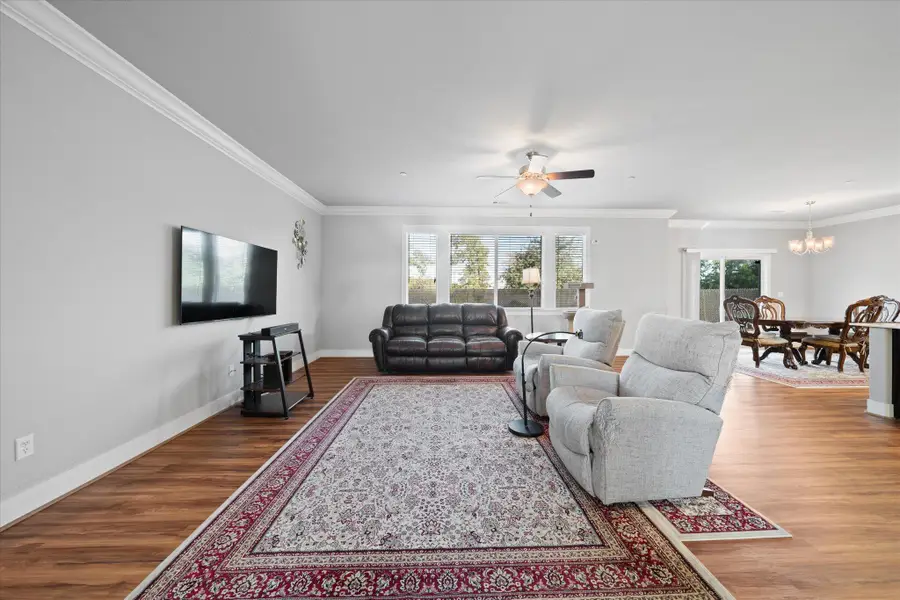 4860 Mandalay Court, Anderson, CA 96007 - Image #3