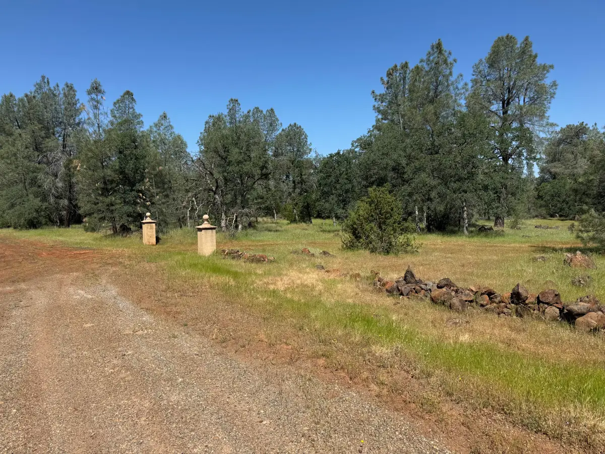 Buffalo Drive, Anderson, CA 96007 - Image #1