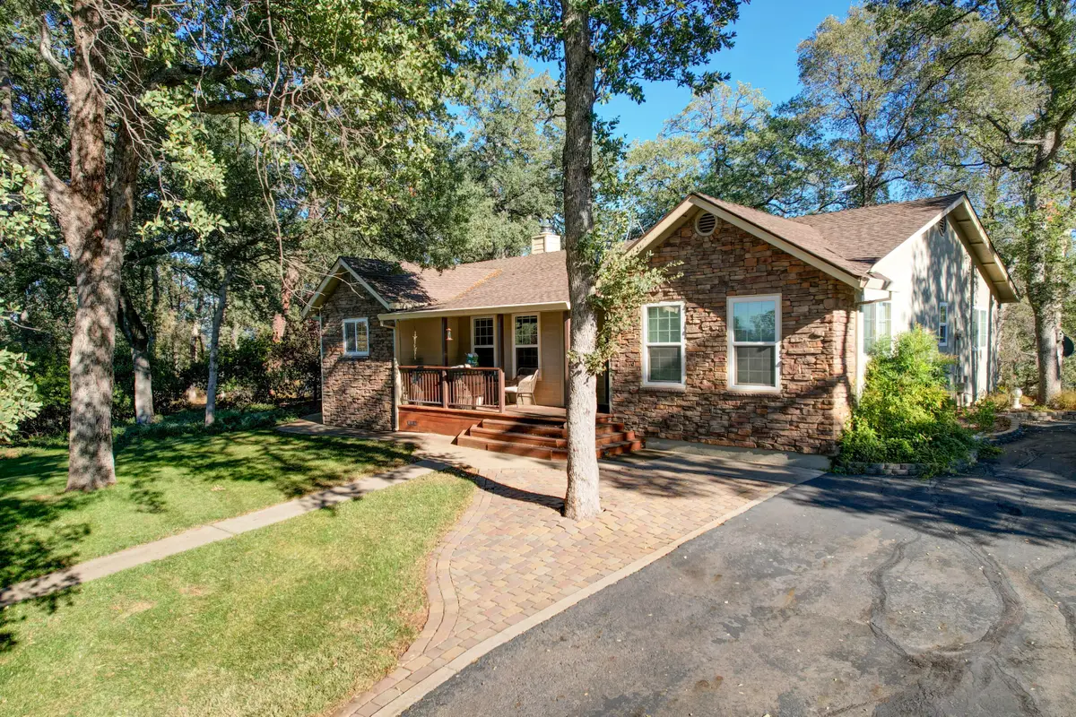 19650 Russell Lane, Cottonwood, CA 96022 - Image #1