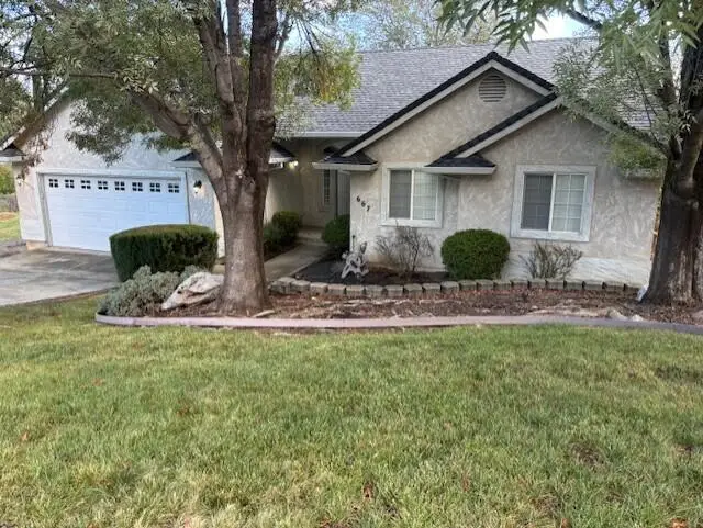 667 Reddington Drive, Redding, CA 96003 - Image #1