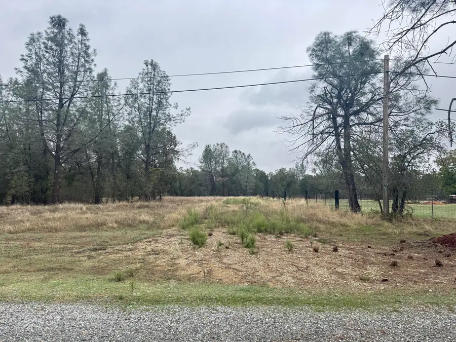 20466 Winchester Trail, Redding, CA 96003 - Image #2