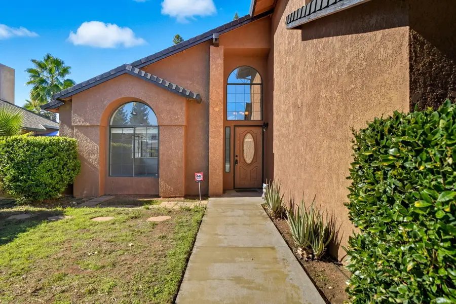 550 Armando Avenue, Redding, CA 96003 - Image #3