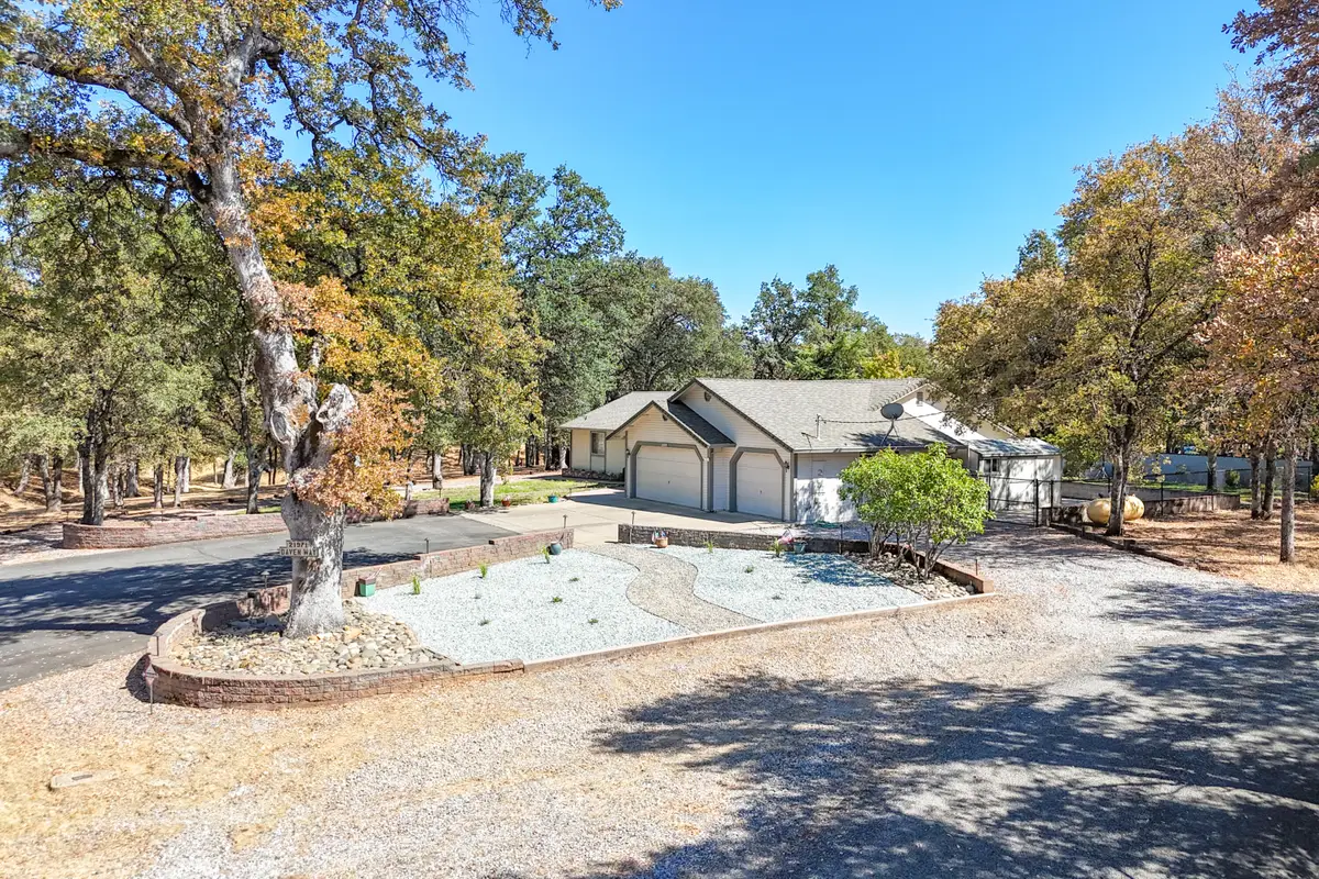 21971 Daven Way, Palo Cedro, CA 96073 - Image #1