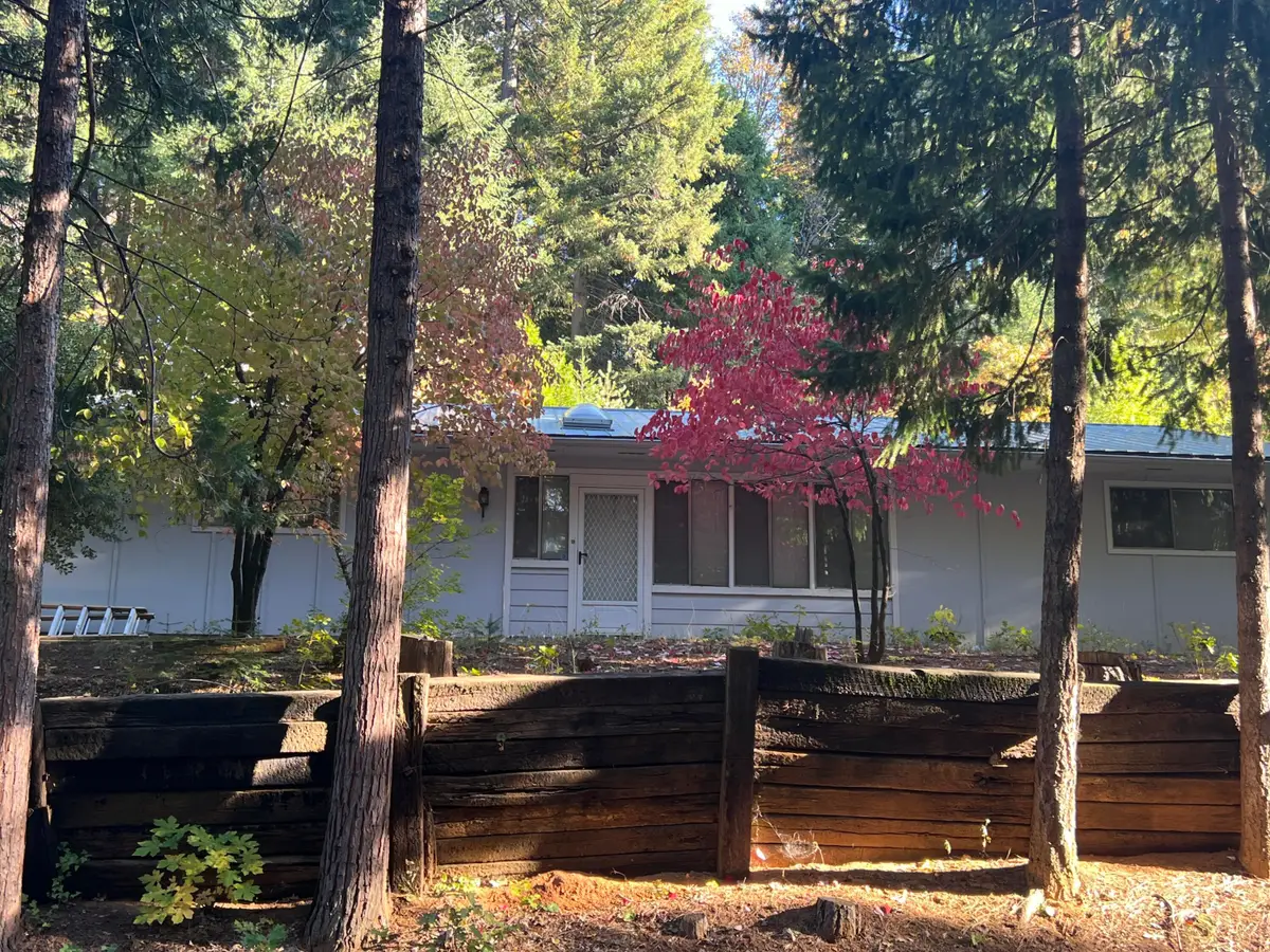 4316 Siskiyou Avenue, Dunsmuir, CA 96067 - Image #1