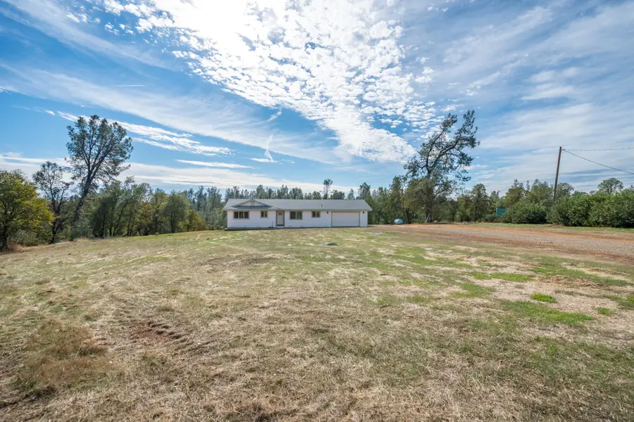 17021 Treat Avenue, Anderson, CA 96007 - Image #3